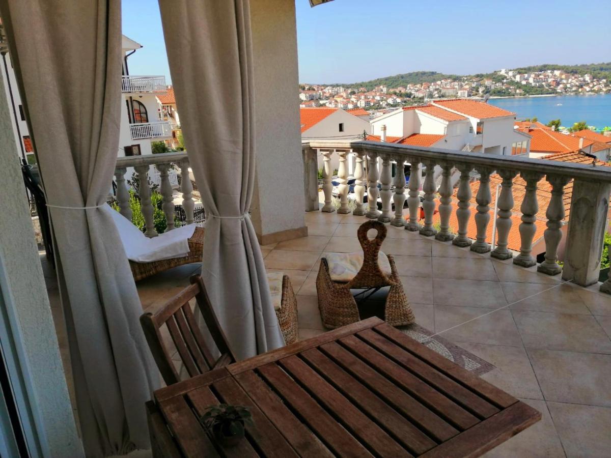 Apartmani Jureta Okrug Gornji Ngoại thất bức ảnh