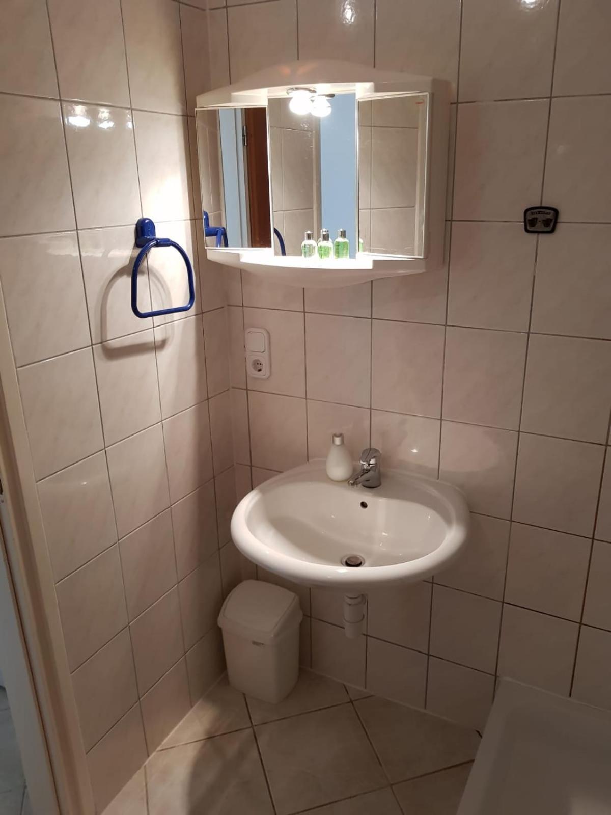 Apartmani Jureta Okrug Gornji Ngoại thất bức ảnh