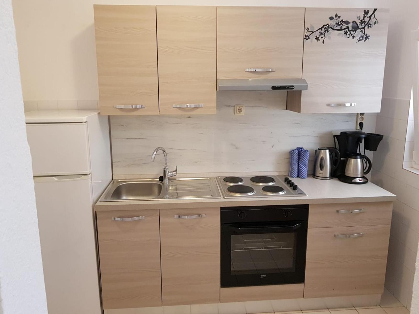 Apartmani Jureta Okrug Gornji Ngoại thất bức ảnh