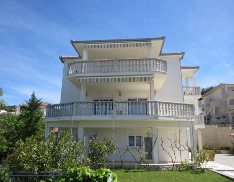 Apartmani Jureta Okrug Gornji Ngoại thất bức ảnh