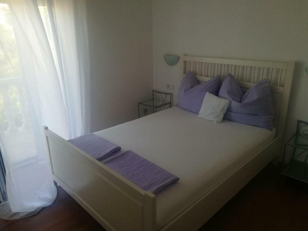 Apartmani Jureta Okrug Gornji Ngoại thất bức ảnh