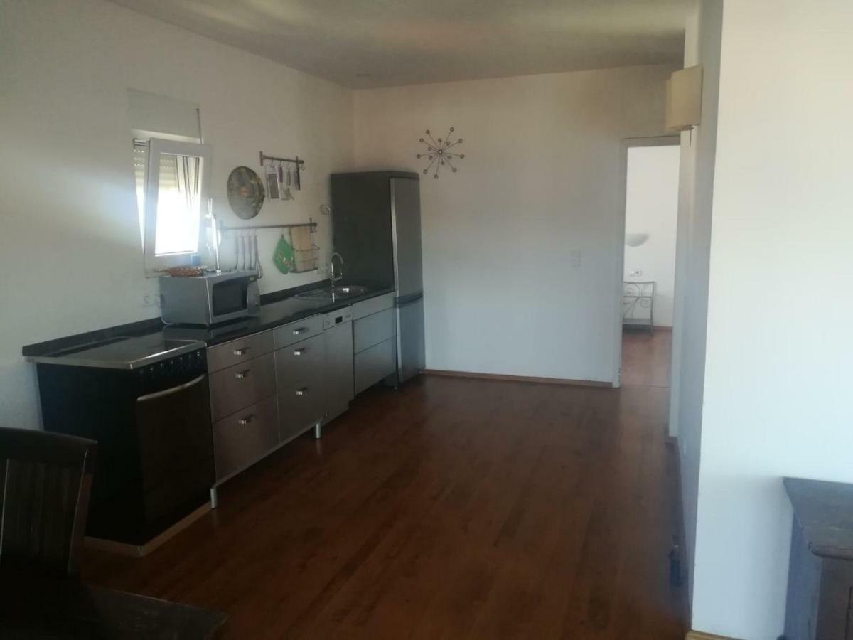 Apartmani Jureta Okrug Gornji Ngoại thất bức ảnh